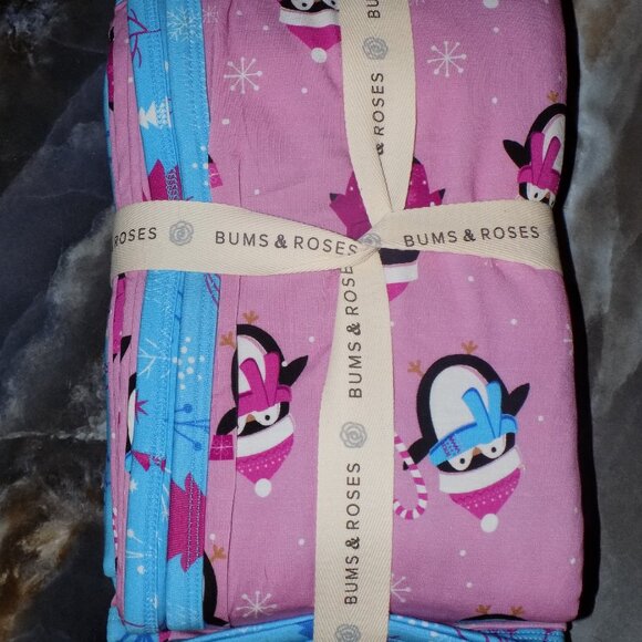 BUMS & ROSES WADDLE I DO WITHOUT YOU BUM BUM BLANKET 50" X 50" NEW - Picture 3 of 3